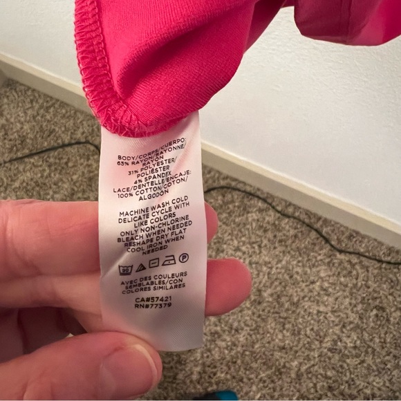 Ann Taylor pink top with collar and sleeve details - Picture 3 of 4